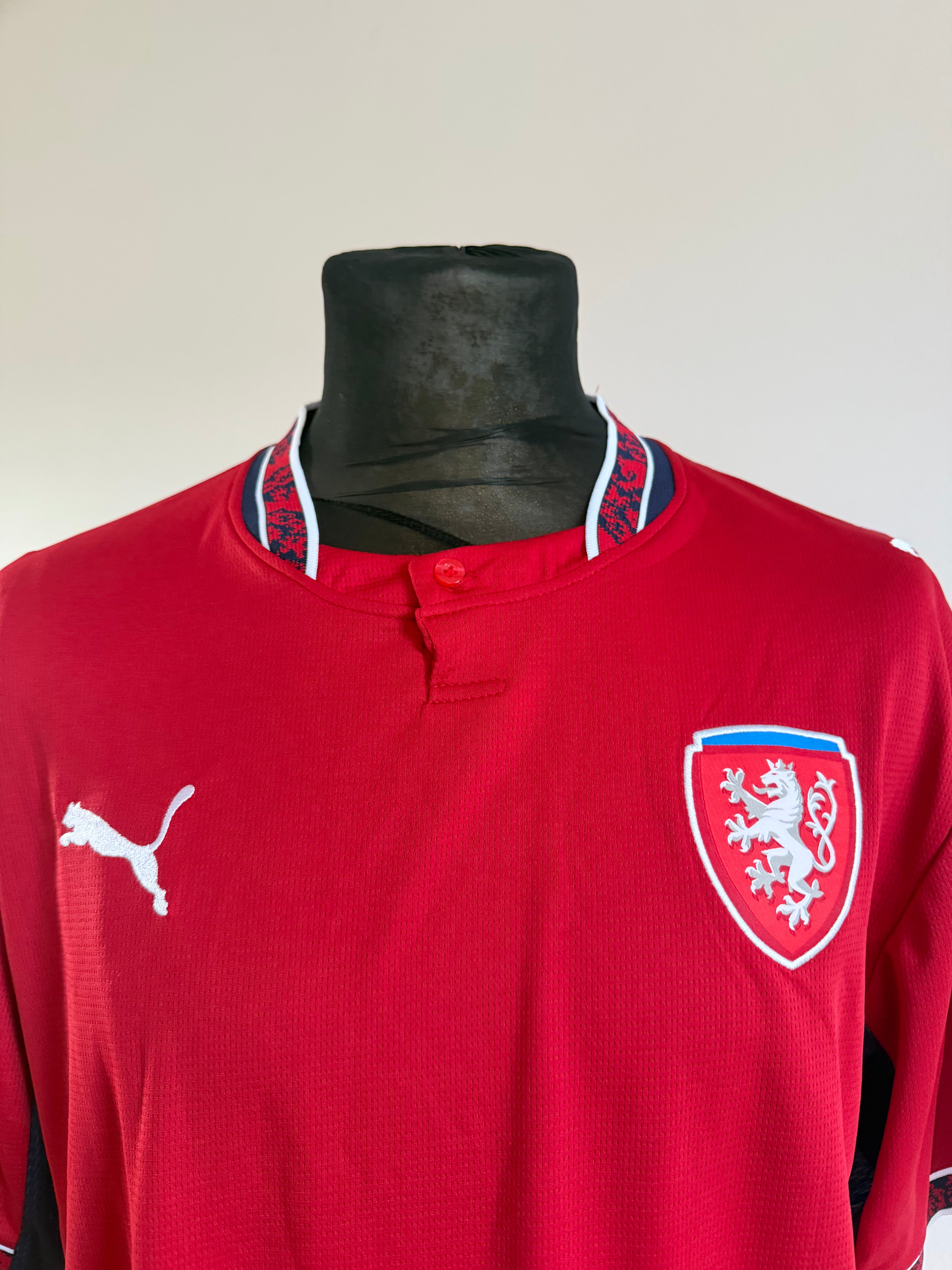 Česko 2026 Puma, domácí dres