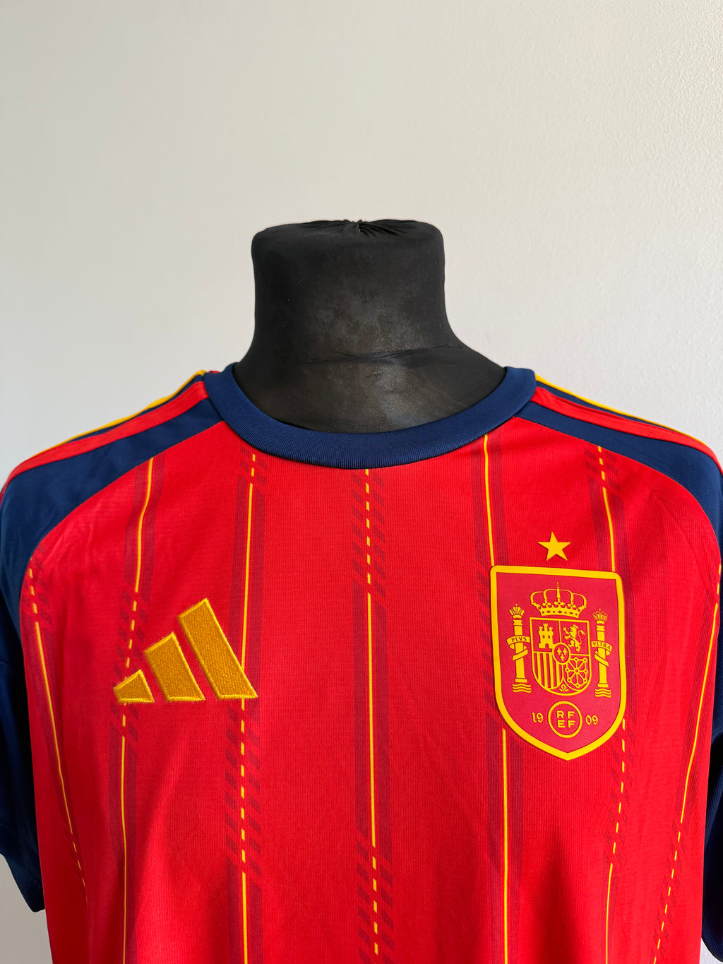 Spain 2026 Adidas domácí dres