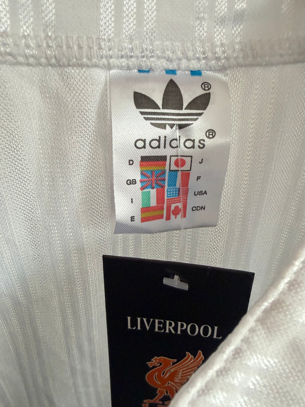 Liverpool FC Adidas 1995–96 Away dres