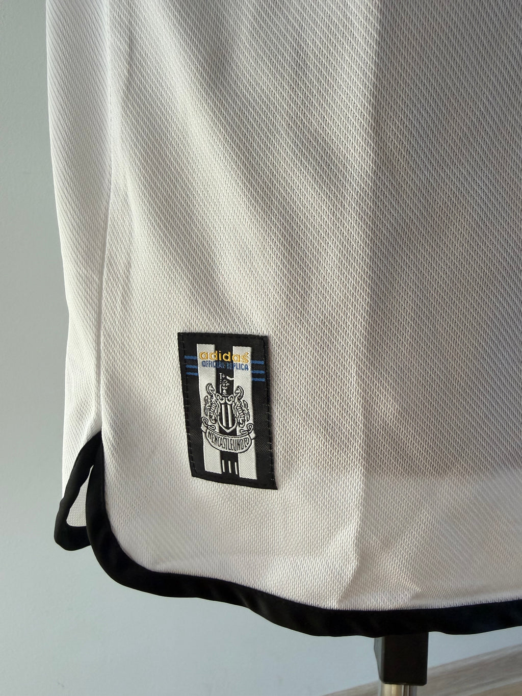 Newcastle Adidas away dres 1999–2000